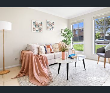 Modern 5 Bedroom House in Heart of Tallawong - Photo 2