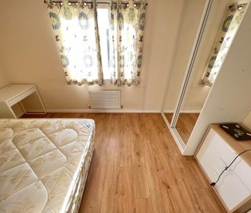 Silverbirch Avenue, Coventry, Canley - Photo 3