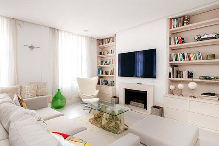 Adams Row, W1K - Photo 2