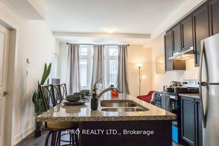 For Lease - 12868 Yonge Street Unit# 5, Richmond Hill, Ontario - Photo 2