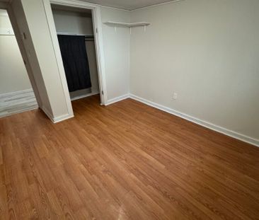 75 Sheffield Court, Unit B - Photo 3