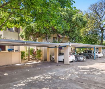 FRESH, LOW-MAINTENANCE LIVING CLOSE TO THE CBD - Photo 5