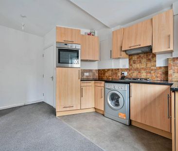 1 bedroom flat to rent - Photo 6