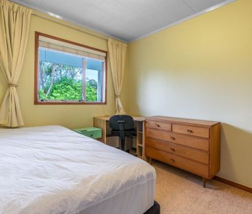 Bright and Inviting - Photo 1