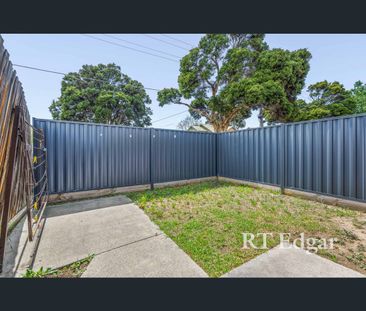 1/7 Holly Street, Preston, Vic 3072 - Photo 5