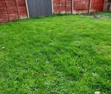3 bedroom detached house to rent - Photo 4
