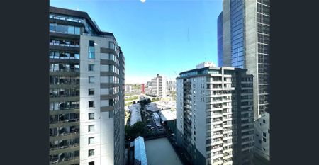 UNFURNISHED One bedroom apartment at Australia 108 - Photo 3