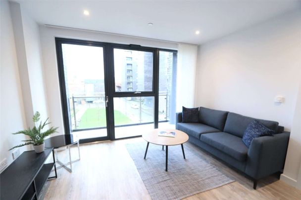 Fully Furnished One Double Bedroom Apartment with an ALLOCATED PARKING SPACE and a balcony at Potato Wharf located in the sought after neighbourhood of Castlefield. - Photo 1