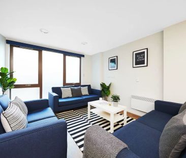 Gold Ensuite - Photo 1