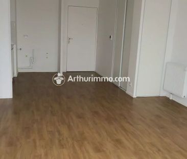 Location Appartement 2 pièces 40 m2 à Saint-Pierre-du-Perray - Photo 5