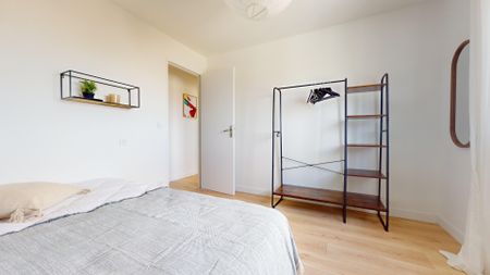 JARDIN PUBLIC DE Roommate 4 Bedrooms at Bordeaux - Photo 5