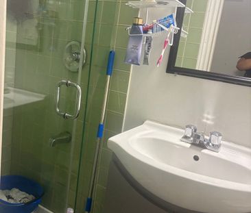 For Lease - 431 Oceanside Avenue, Richmond Hill, Ontario - Photo 6