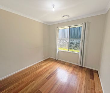 SPACIOUS 4 BEDROOM FAMILY HOME IN A SOUGHT-AFTER BILLY'S LOOKOUT ES... - Photo 5