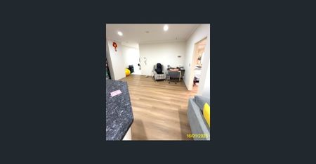 1 Bed 1 Bath 1 Car Unit on level 3 - Photo 2