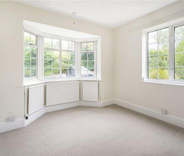 4 bedroom detached house to rent - Photo 4
