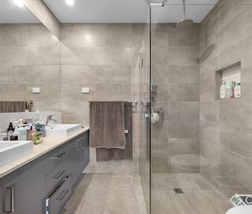 Modern Comfort Meets Energy-Smart Living in Berwick - Photo 6