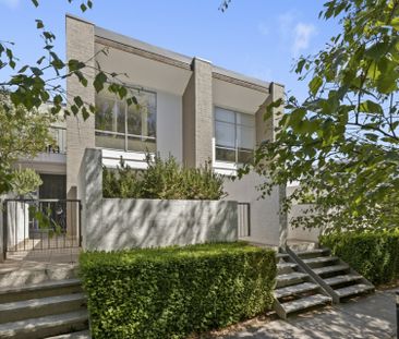 Fully Furnished One-Bedroom Townhouse In The Heart Of Braddon - Photo 1