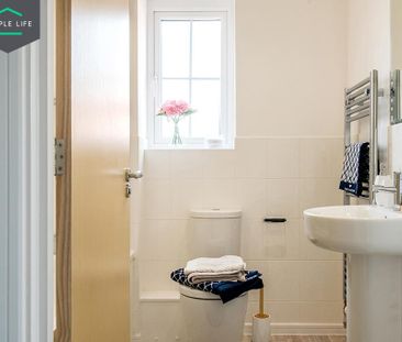 2 bedroom semi-detached house to rent - Photo 3