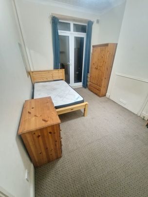 Room in a Shared House, Harrow Road, B29 - Photo 1