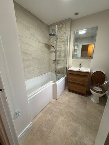 23 Parkgate Parade, Sydenham , BELFAST, BT4 1ET - Photo 5