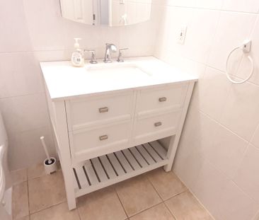 For Lease - 32 Bayside Court, Vaughan, Ontario - Photo 4