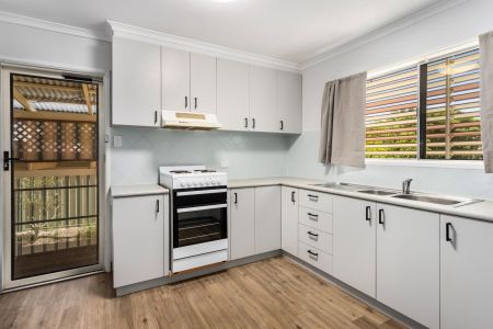 FAMILY HOME ON LARGE BLOCK IN BLACKSTONE - Photo 5