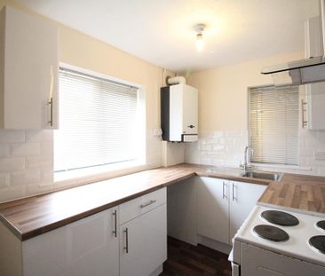 2 bedroom terraced house to rent - Photo 5