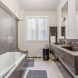 Appartement à louer Paris 8Ème, Paris Rive Droite, France3 500 EUR / Mois - Photo 2