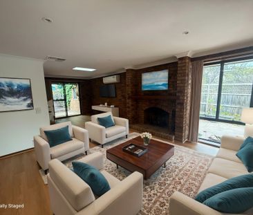 2/4 Iramoo Street, BALWYN - Photo 6