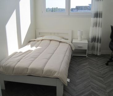 A LOUER CHAMBRE DANS APPARTEMENT PROCHE GARE ET CENTRE VILLE ST QUENTIN - Photo 1