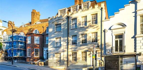 Pond Street, London, NW3 - Photo 2