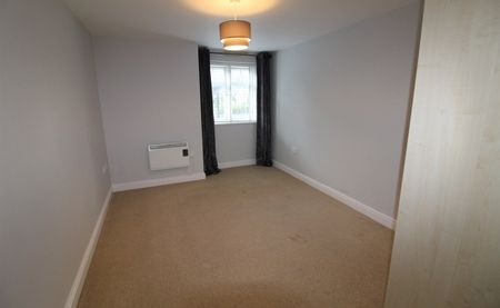 Brackenhurst Drive, Moortown - Photo 3