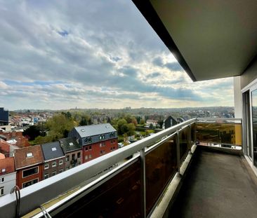 APPARTEMENT AAN STADSRAND MET PANORAMISCH ZICHT - Foto 1