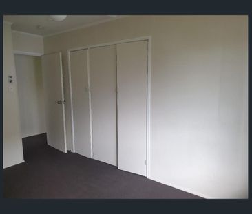 Great location, close to everything... - Photo 4