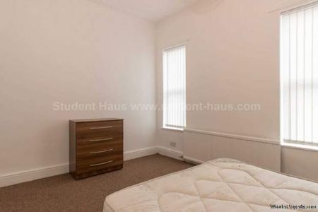 4 bedroom property to rent in Salford - Photo 2