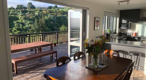 Large Family Home in Private Cul de Sac - Photo 1