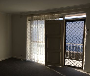 11/1 Kokaribb Road, Carnegie - Photo 1