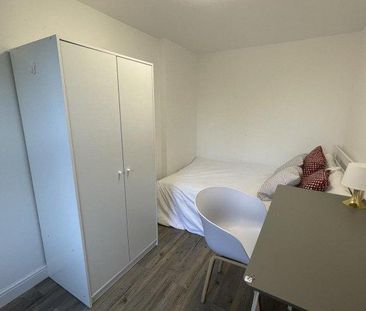 1 bedroom flat to rent - Photo 6