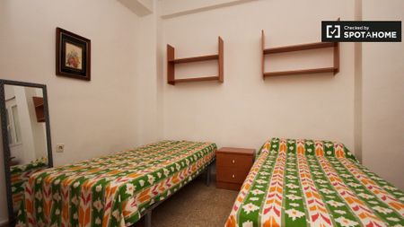 granada, Andalusia 18003 - Photo 5