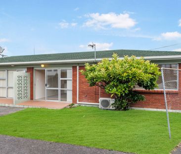 Freshly Renovated - ready for you! - Photo 5