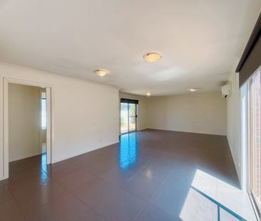 Well-maintained family home - Photo 4