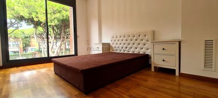 3 bedroom luxury Semidetached House for rent in Gavà, Catalonia - Photo 2