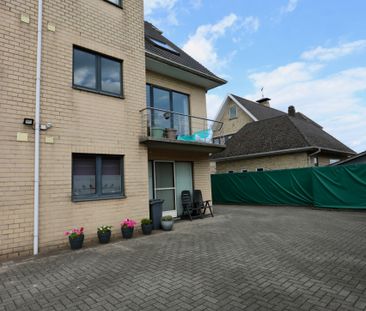 Instapklaar appartement met 2 slaapkamers, terras en een garage! - Foto 2