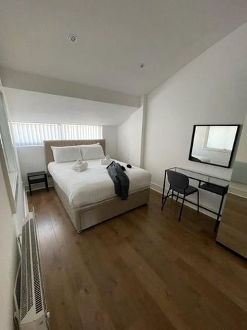 2 Bed Penthouse, London Road, L3 - Photo 5