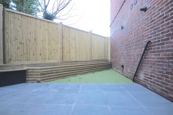 3 bedroom apartment to rent - Photo 1