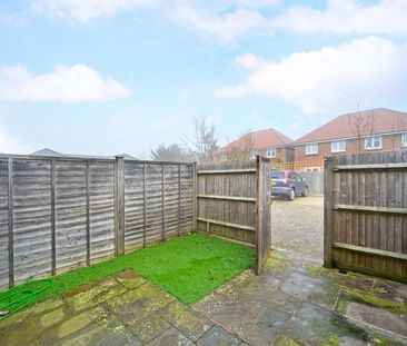 Langborough Court, Godalming - 2 bedrooms Property for lettings - S... - Photo 5