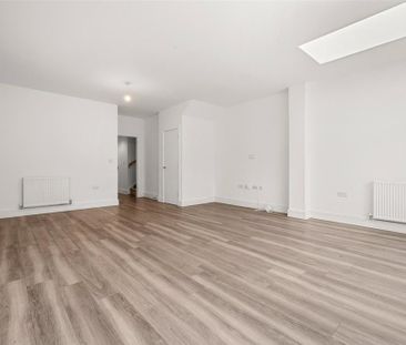 4 bedroom house to rent - Photo 2