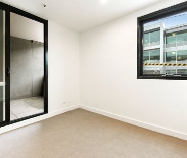 Modern Contemporary Apartment in the Highly Sought Location - Photo 1