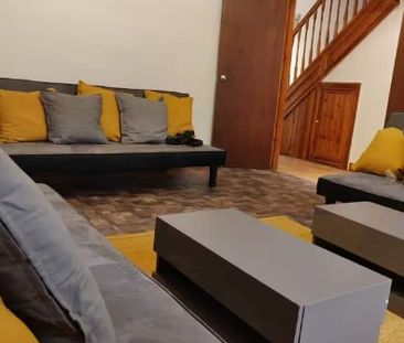 Room in a Shared House, Burley Road, LS4 - Photo 3