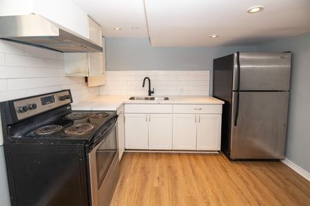 For Lease - 32 Wistow Street, London East, Ontario - Photo 4